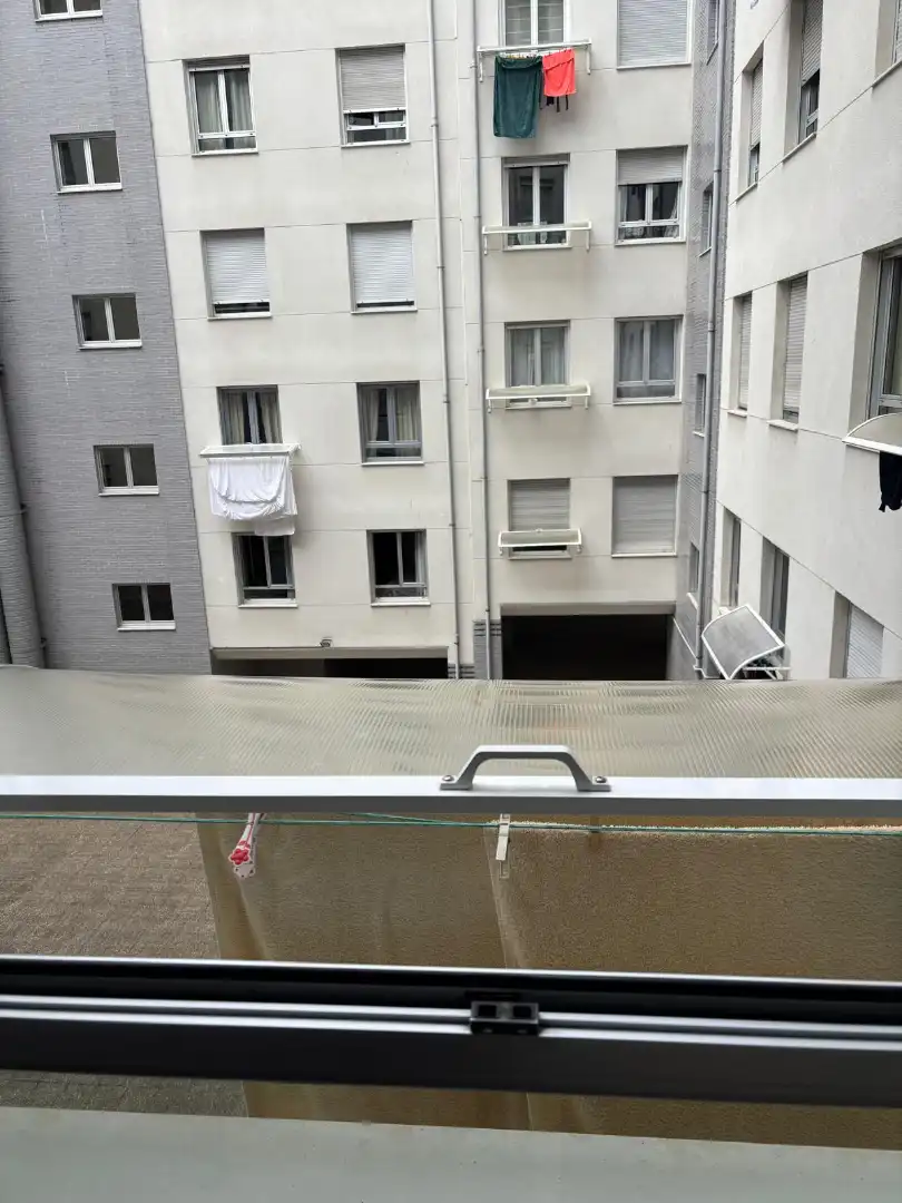 Terraza de Piso en venta en Oviedo  con Calefacción, Parquet y Trastero