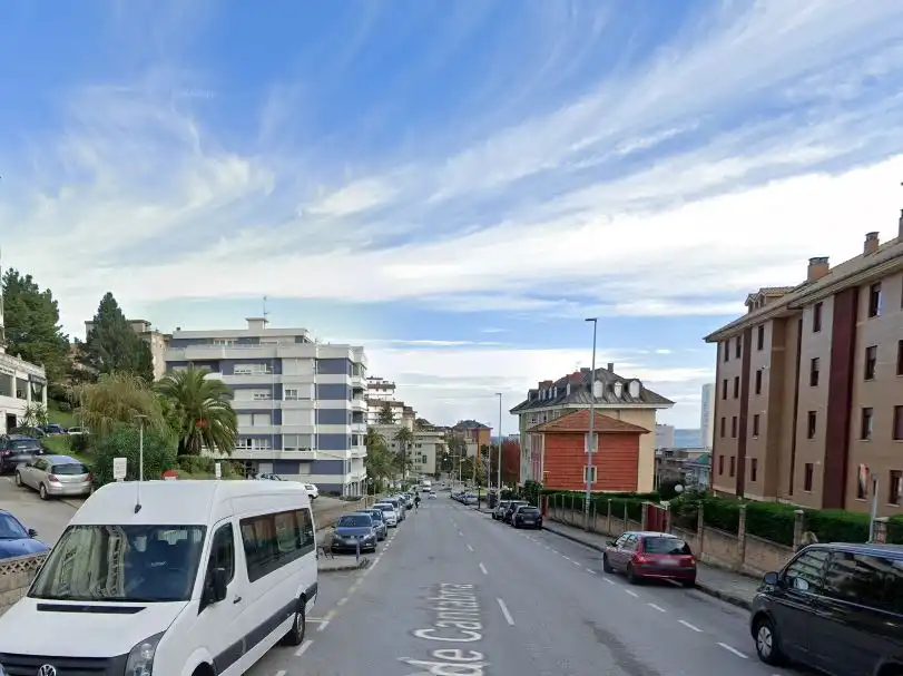 Außenansicht von Lagerraum zum Verkauf in Santander