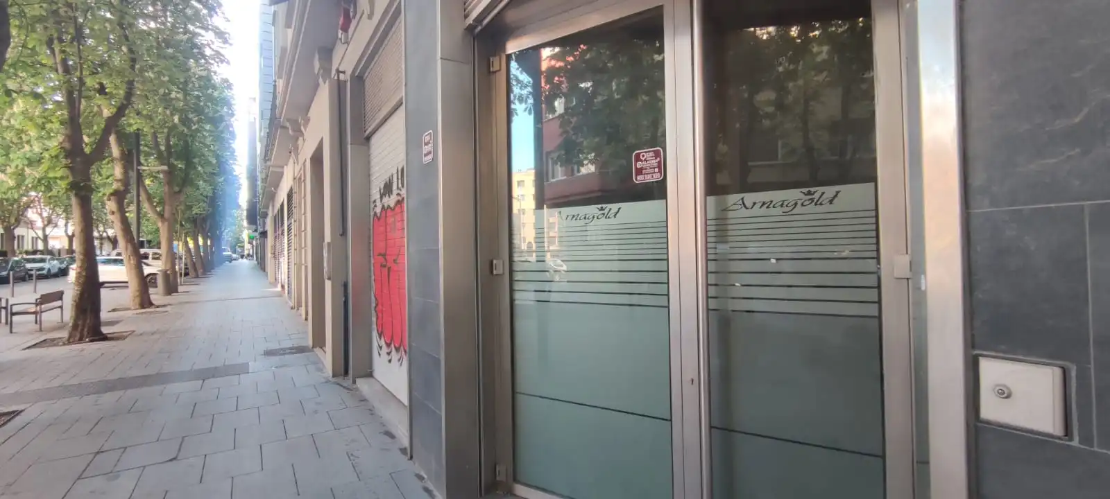 Exterior view of Commercial properties for sale in  Pamplona / Iruña