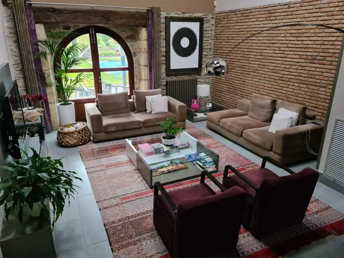Sala d'estar de Casa o xalet en venda en Vitoria - Gasteiz amb Piscina