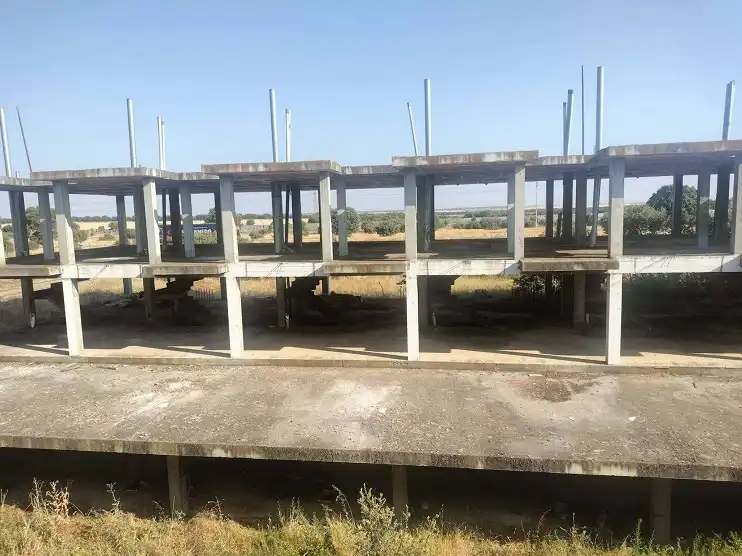 Edifici en venda en Galindo y Perahuy