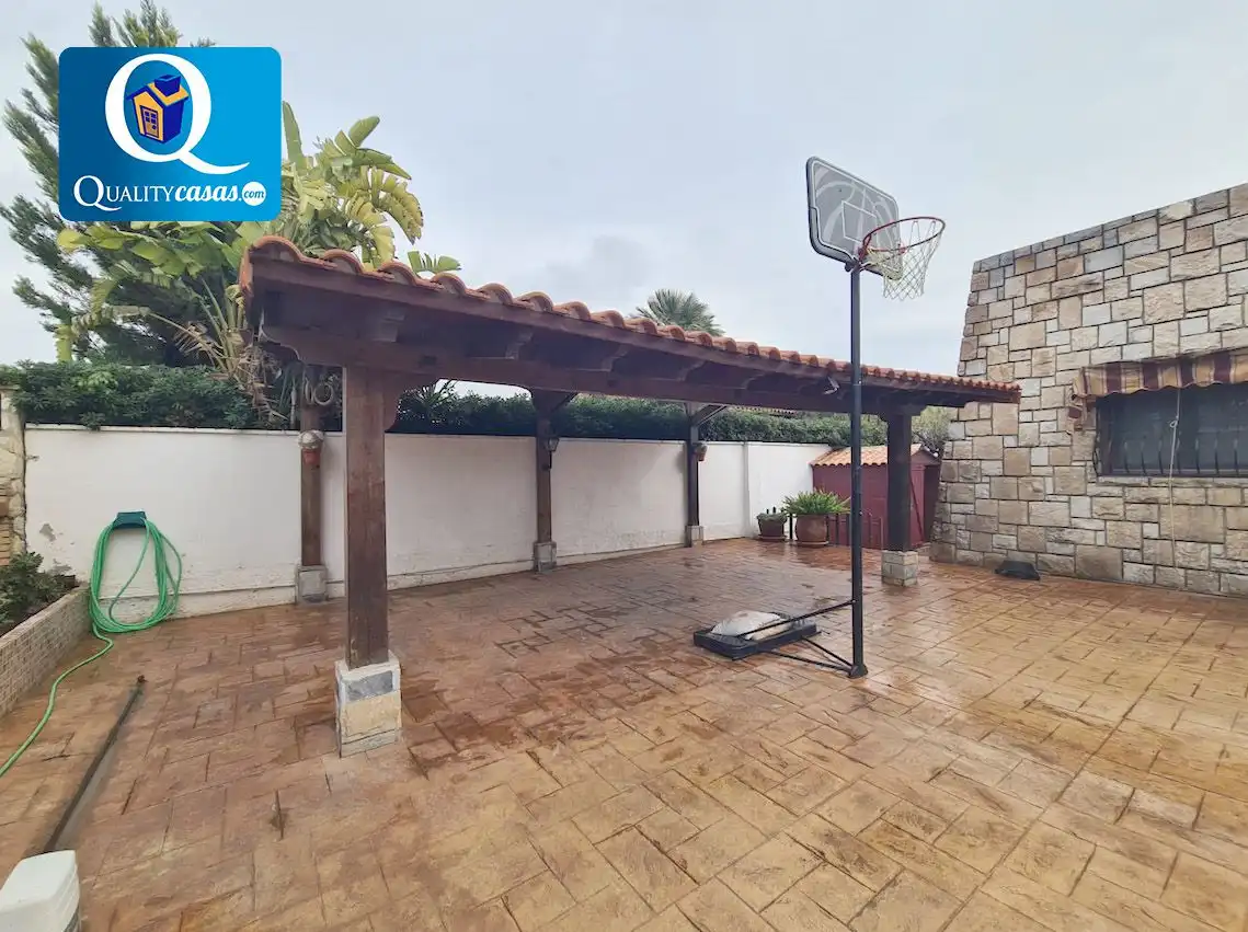 Terraza de Casa o chalet en venta en San Vicente del Raspeig / Sant Vicent del Raspeig con Aire acondicionado, Calefacción y Terraza