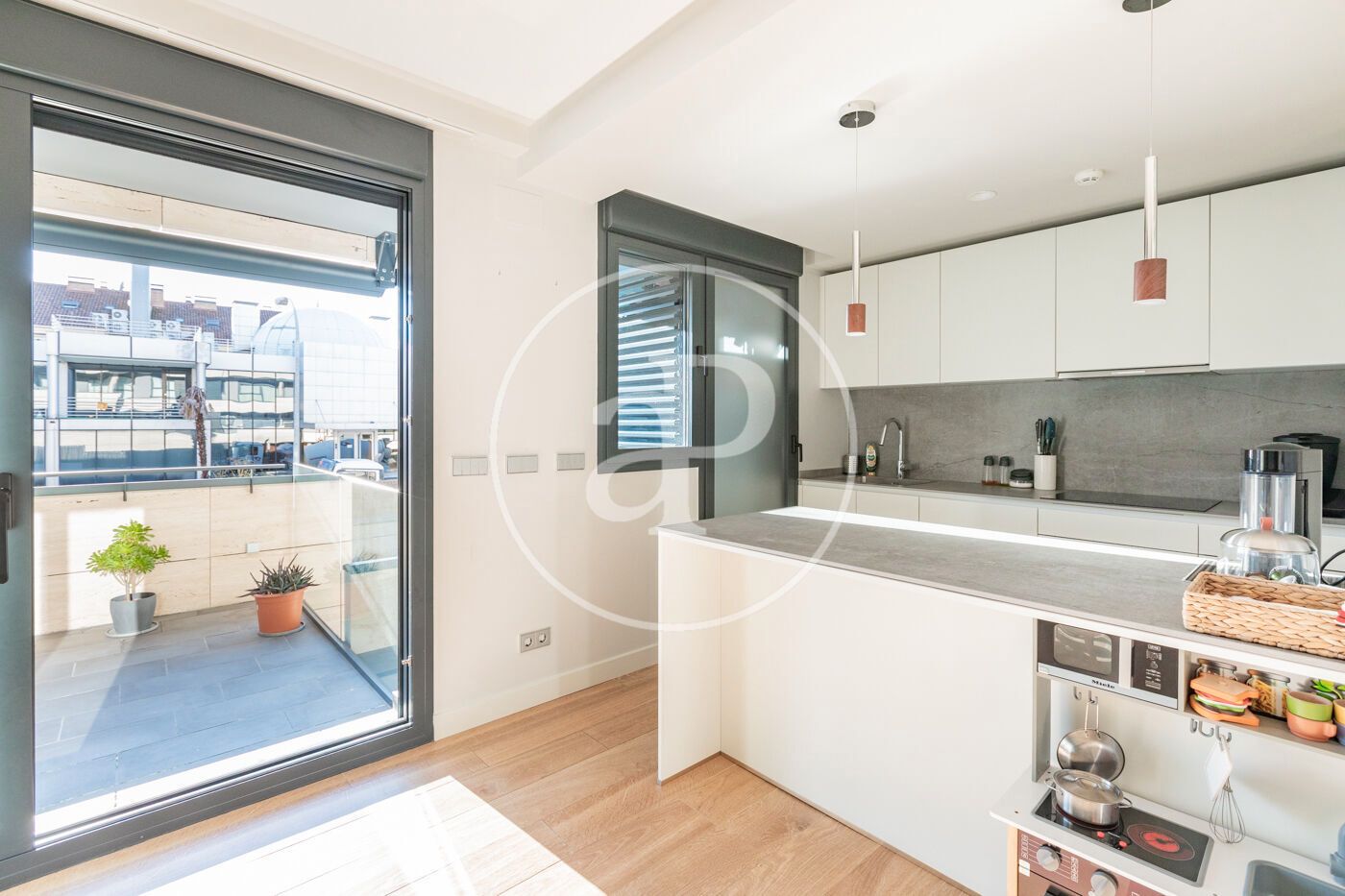 Kitchen of Flat for sale in Pozuelo de Alarcón  with Air Conditioner, Heating and Private garden