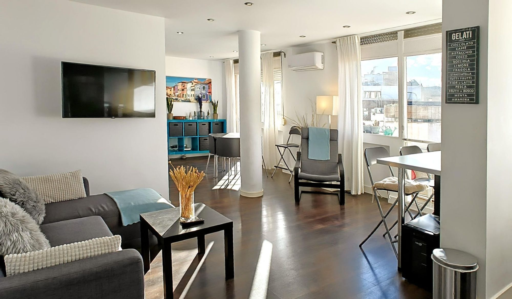 Sala d'estar de Apartament de lloguer en  Palma de Mallorca