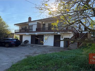 Casa amb balcó en venda a Suesa - La Isleta