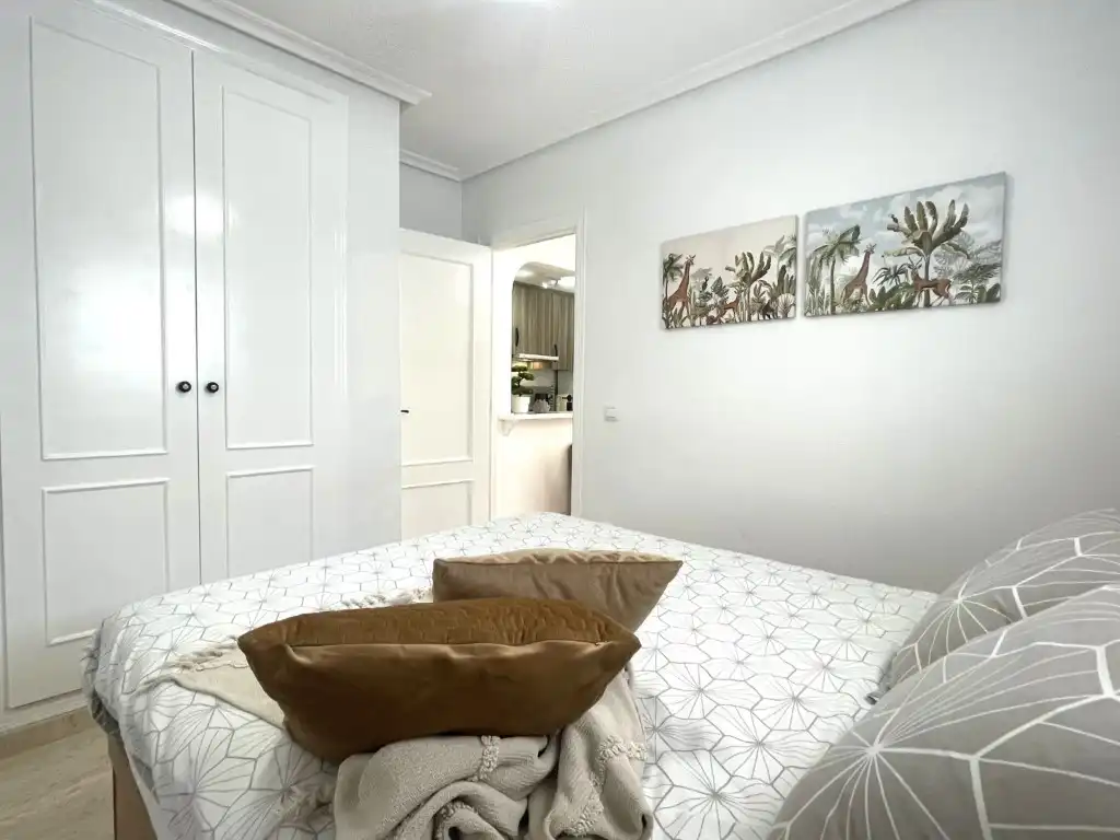 Habitación de Apartamento en venta en Vera con Aire acondicionado, Terraza y Amueblado