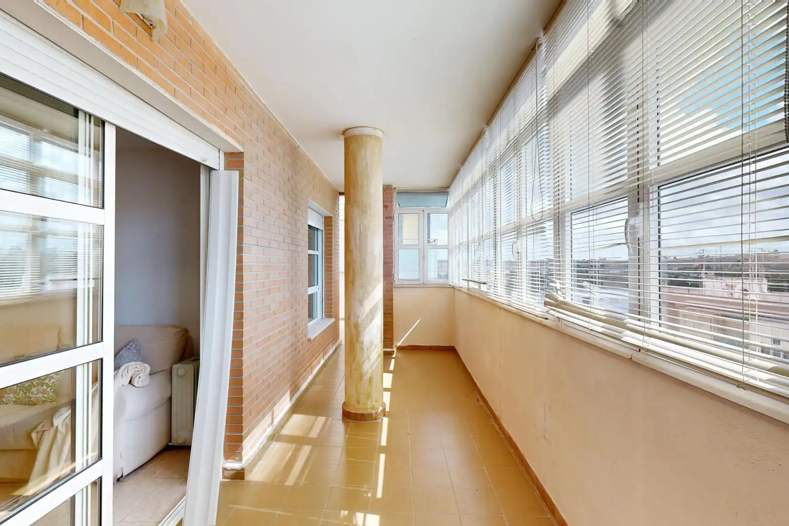 Piso en venta en ANGEL BRUNA, 1, Barrio de Peral - San Félix