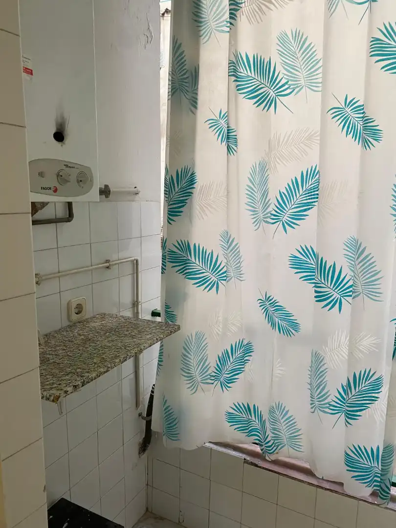 Appartamento con terrazza in vendita a Carrer de la Conca de Tremp, imagen 19