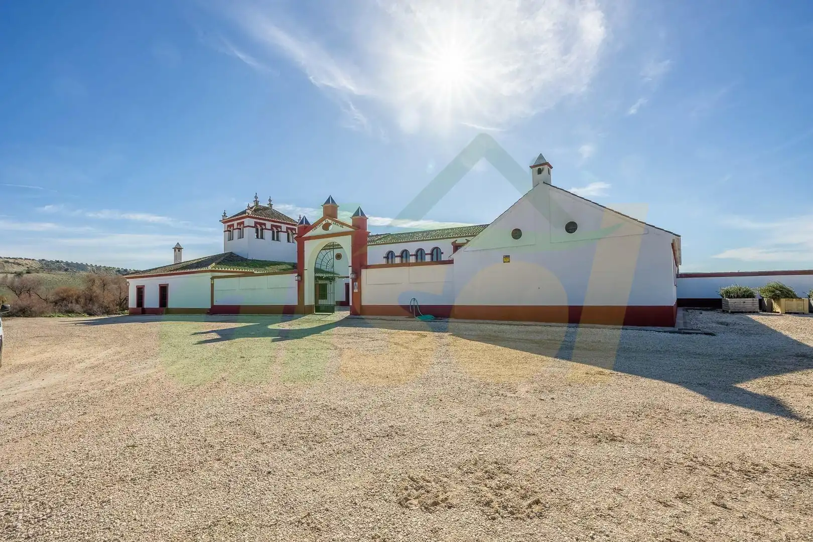 Vista exterior de Finca rústica en venda en La Puebla de Cazalla amb Aire condicionat, Calefacció i Alarma