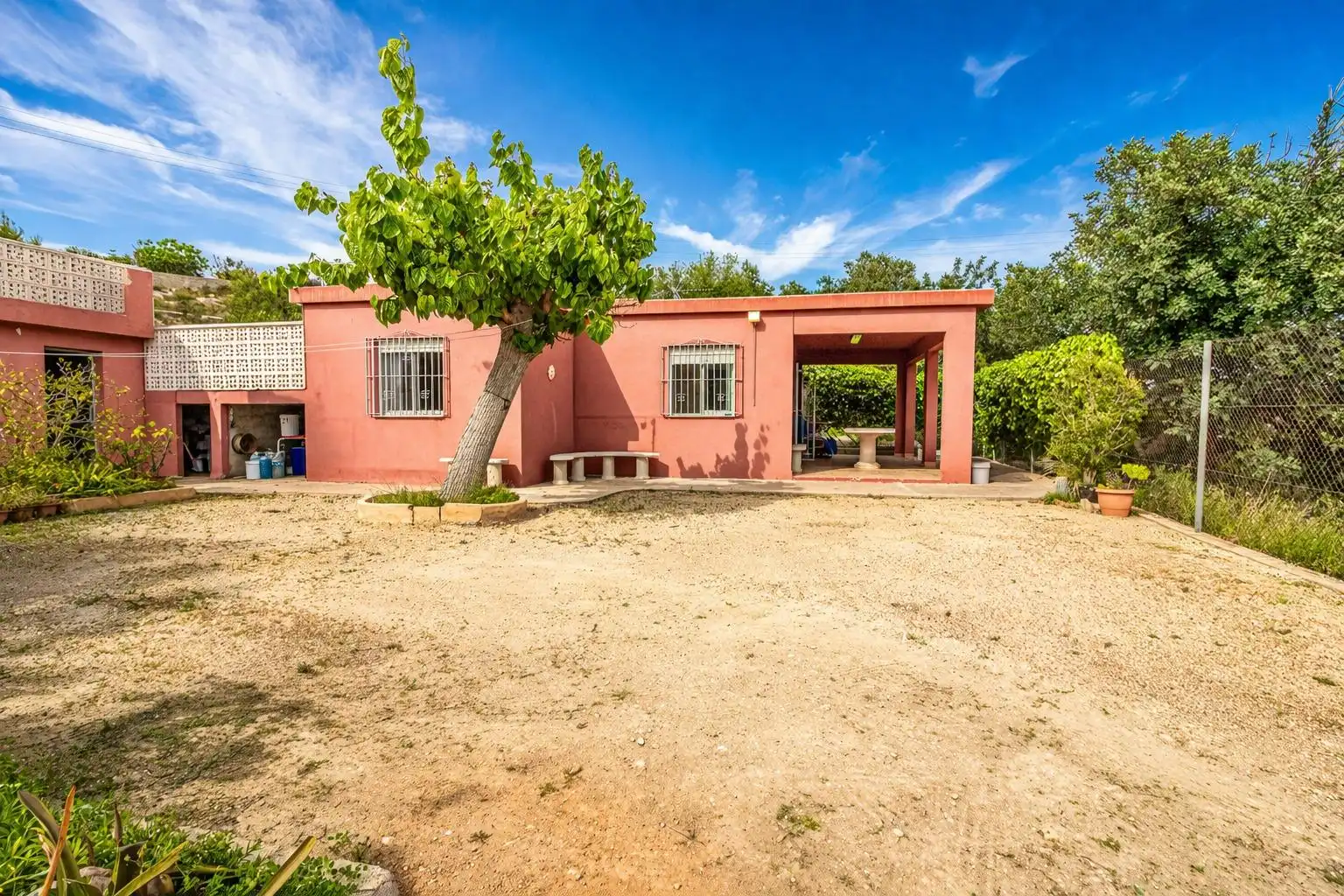 Vista exterior de Casa o chalet en venta en Alginet con Aire acondicionado, Terraza y Trastero