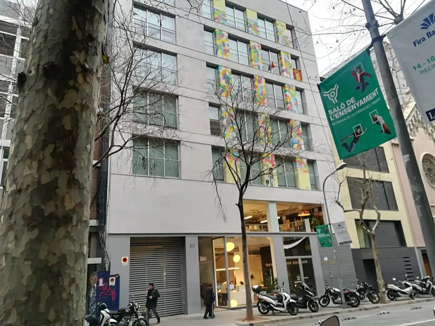 Vista exterior de Garaje de alquiler en Barcelona