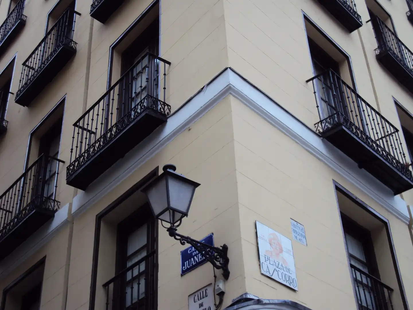 Vista exterior de Apartamento de alquiler en Madrid con Calefacción, Horno y Lavadora