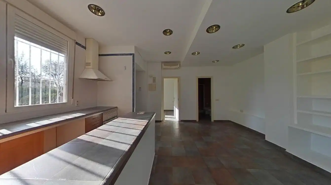 Cuina de Apartament en venda en Madrid amb Aire condicionat
