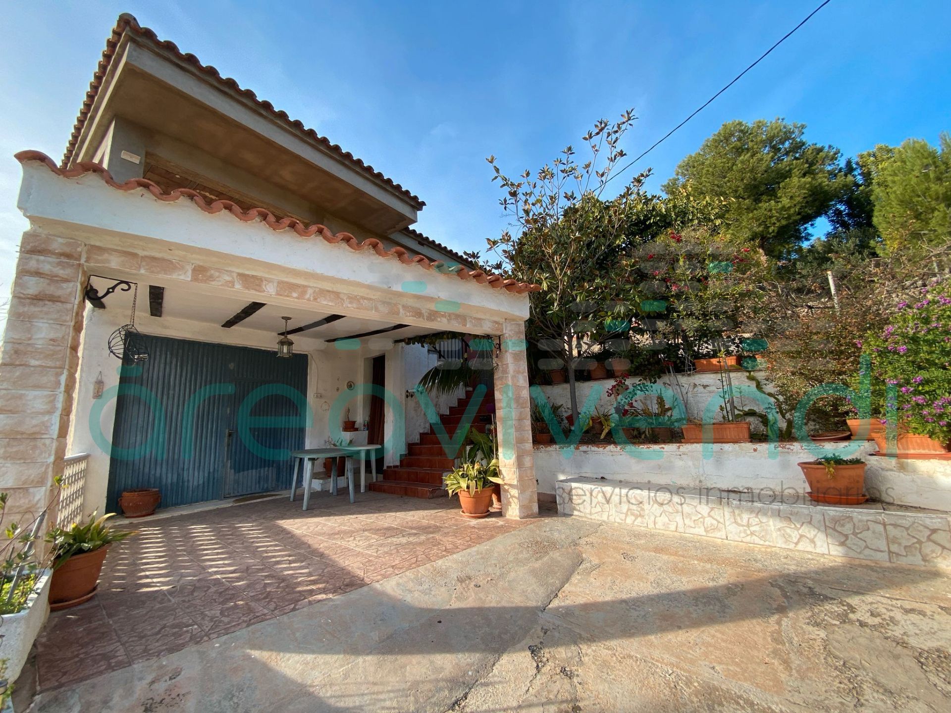 Vista exterior de Casa o xalet en venda en Borriol amb Jardí privat i Terrassa