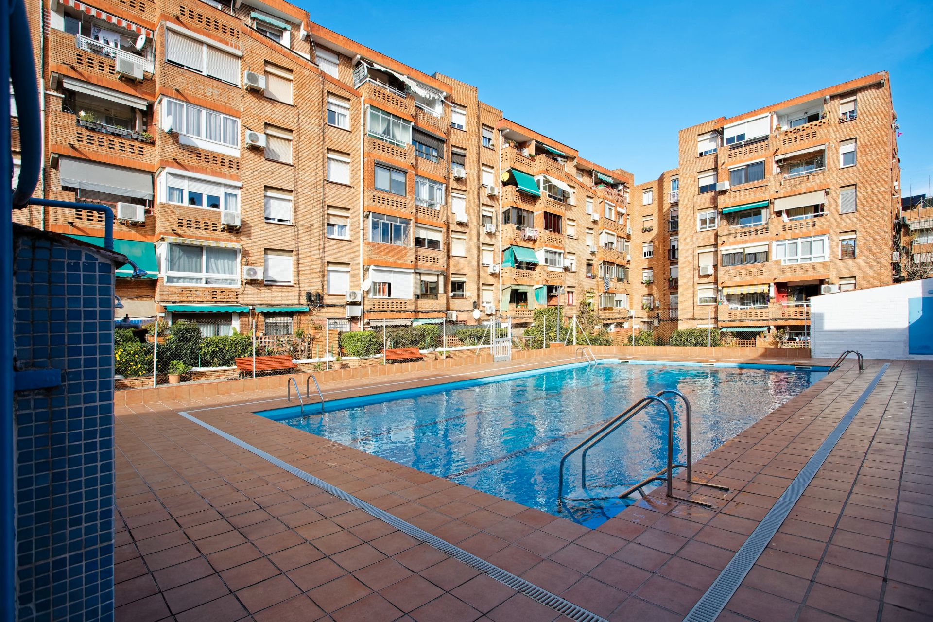 Exterior view of Flat for sale in Sant Boi de Llobregat  with Air Conditioner, Heating and Terrace
