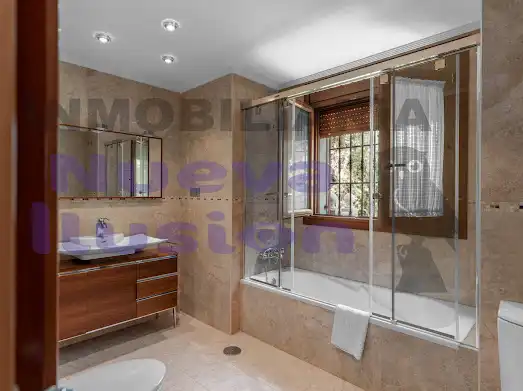 Bathroom of Houses for sale in Roquetas de Mar  with Air Conditioner, Heating and Private garden