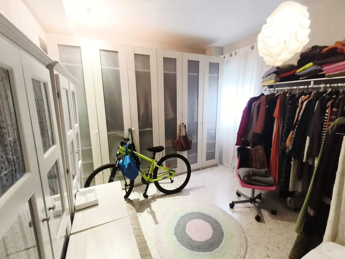 Bedroom of Flat for sale in Sevilla  with Air Conditioner and Storage room