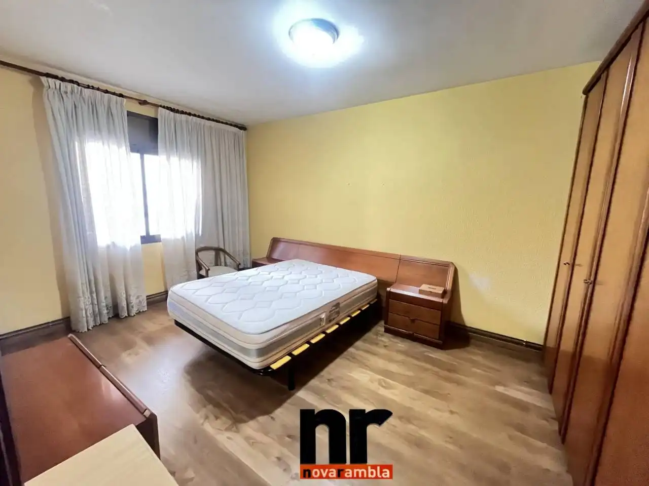 Appartamento con terrazza in vendita a Casc Antic, imagen 6