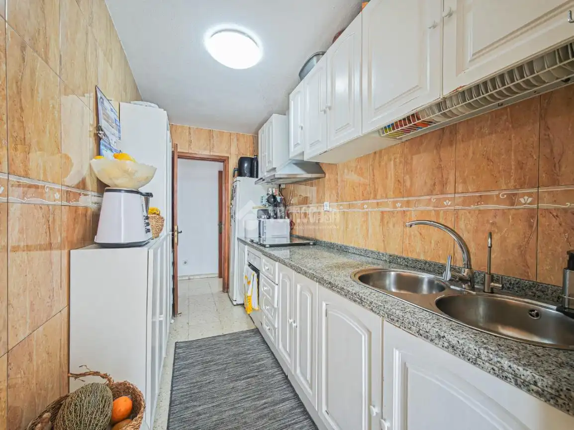 Cocina de Ático en venta en Arona