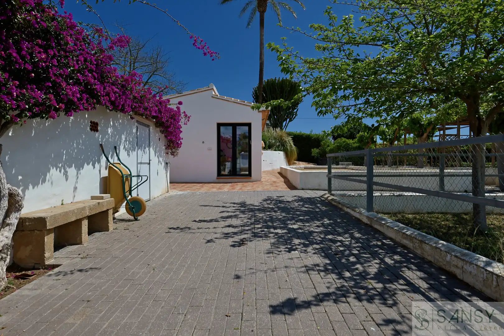 Exterior view of Houses for sale in Jávea / Xàbia  with Air Conditioner, Heating and Terrace