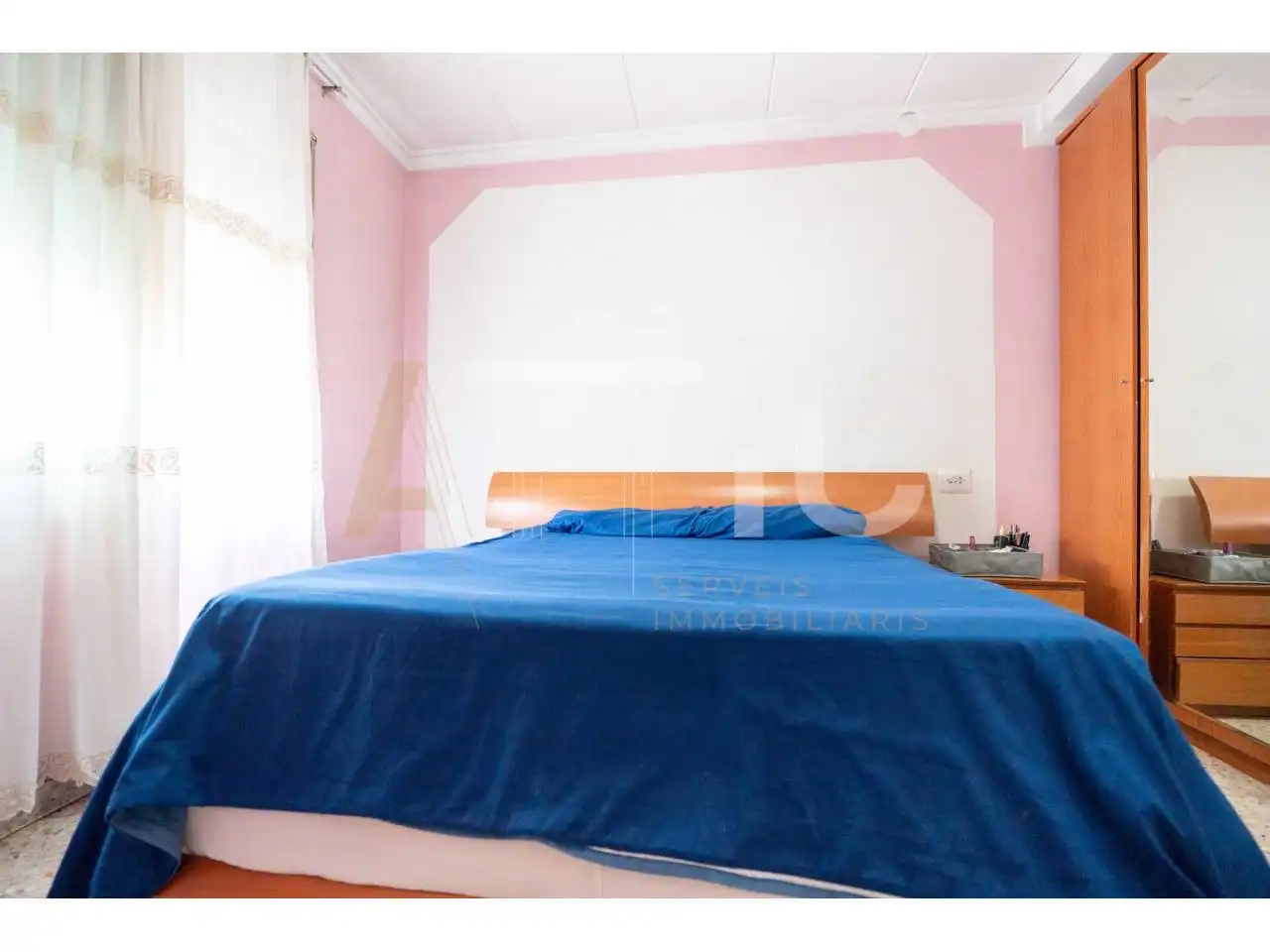 Dormitori de Casa o xalet en venda en Sabadell amb Calefacció, Terrassa i Traster