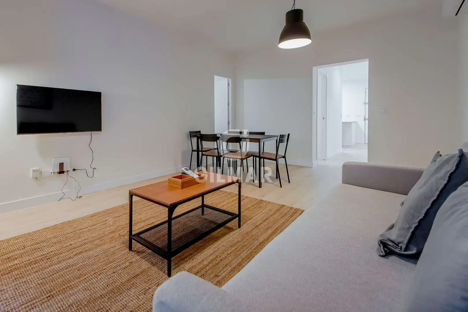 Vista exterior de Piso en venta en Madrid con Calefacción