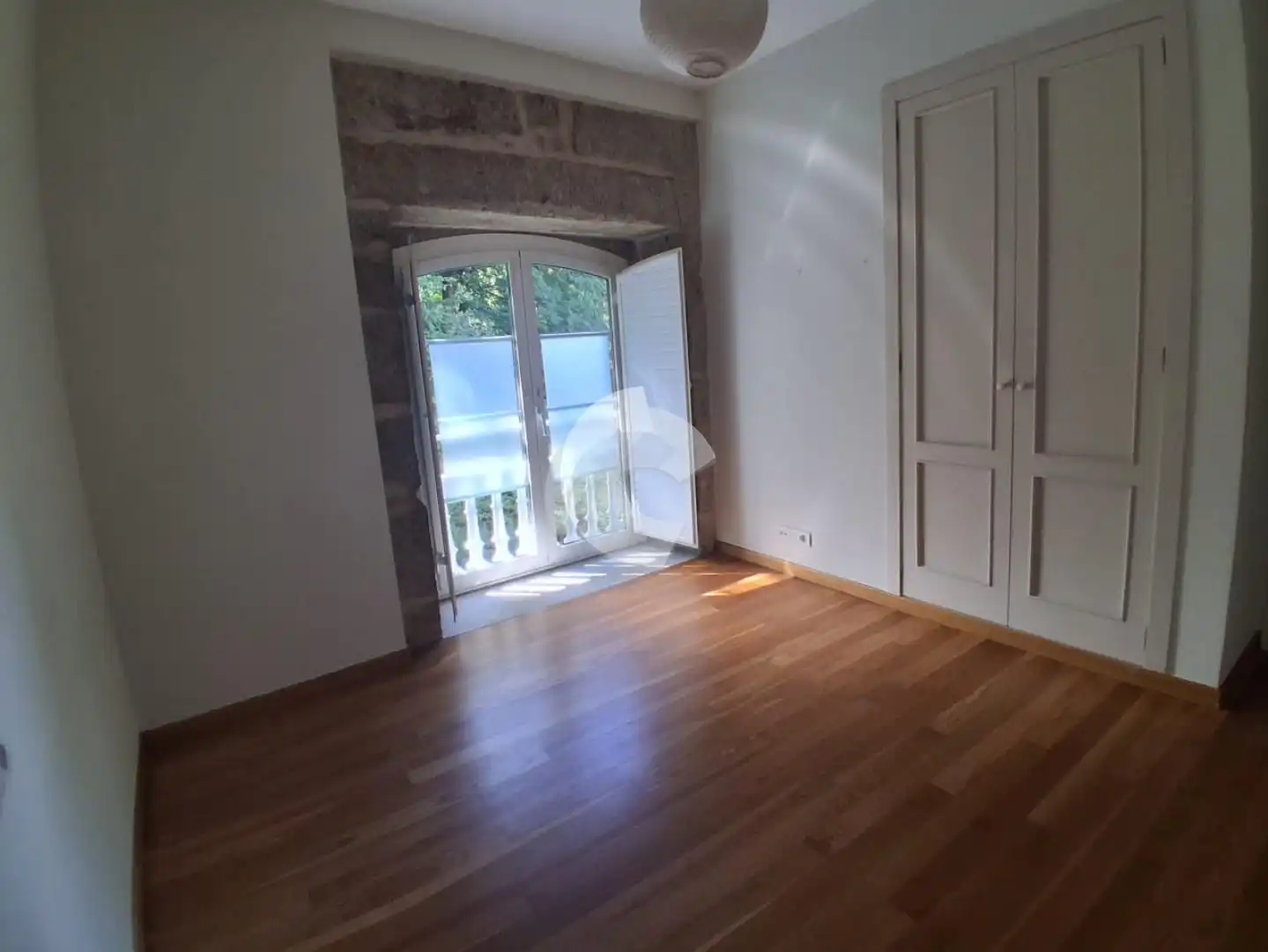 Habitación de Piso en venta en Mondariz-Balneario con Calefacción, Trastero y Piscina