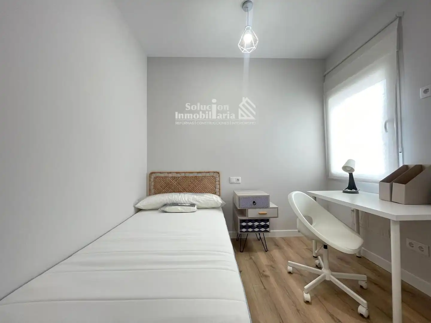 Bedroom of Flat for rent in Salamanca  with Heating and Furnished