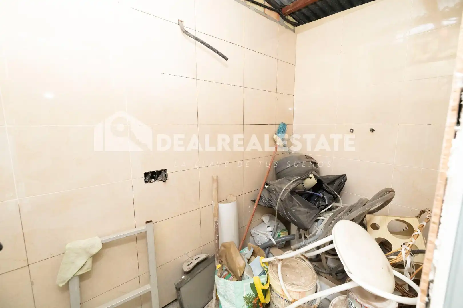 Pis en venda en La Rinconada amb Aire condicionat, Terrassa i Balcó