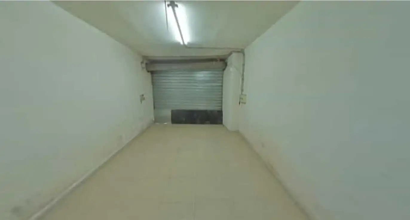 Local en venta en Baza