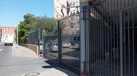 Foto 2 de Piso en venta en Calle Carlos Marx, 5, Sta. Aurelia - Cantábrico - Atlàntico - La Romería, Sevilla Capital