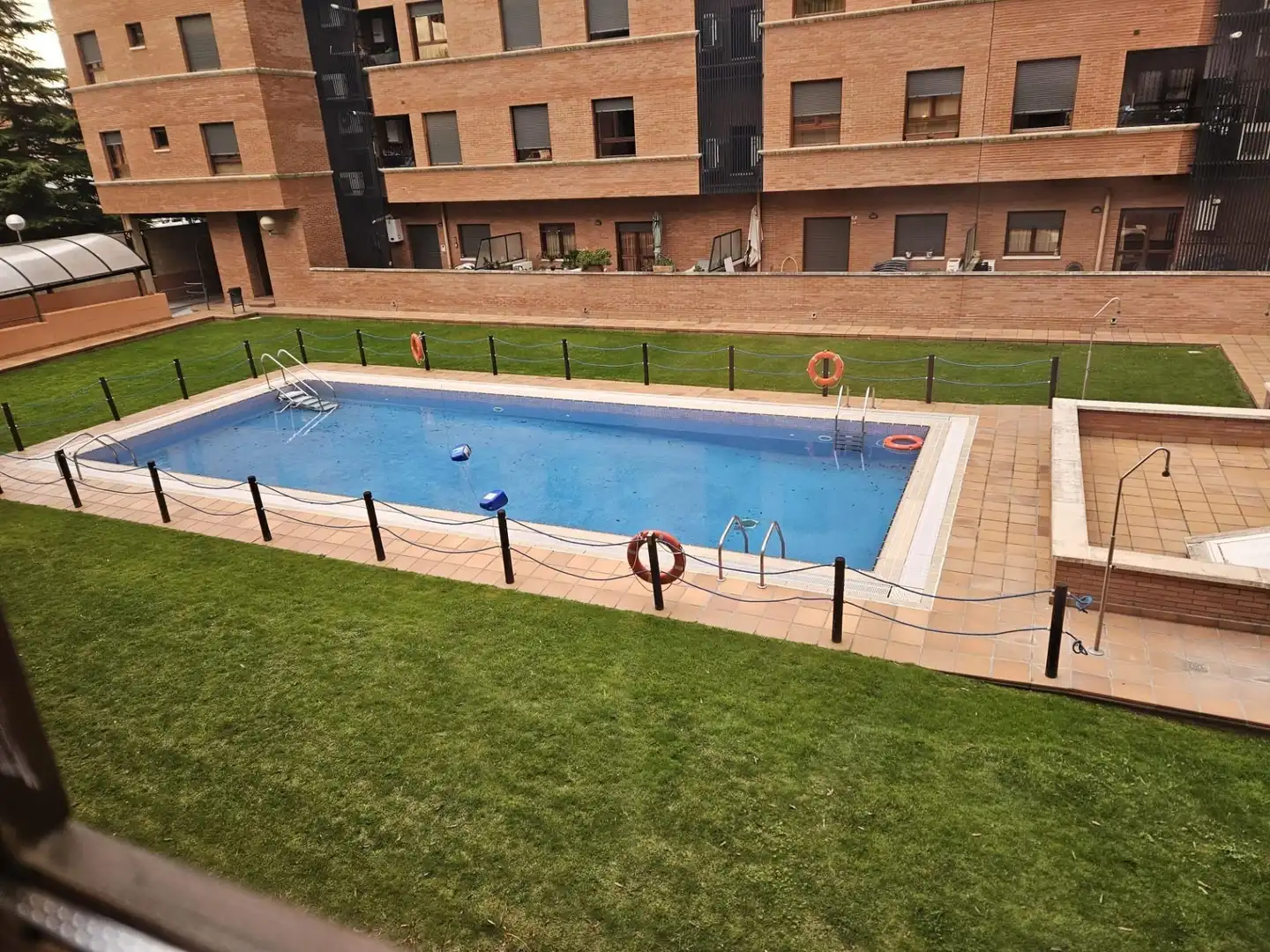 Piscina de Apartamento de alquiler en  Logroño con Aire acondicionado, Calefacción y Terraza