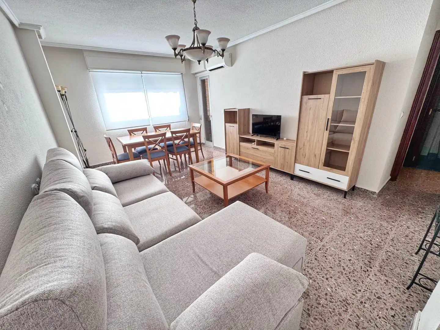 Sala de estar de Piso de alquiler en Petrer con Aire acondicionado, Amueblado y Balcón