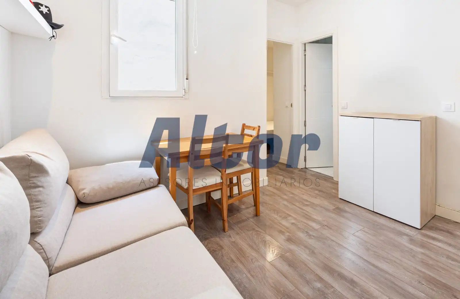 Habitación de Piso en venta en Madrid con Aire acondicionado y Calefacción
