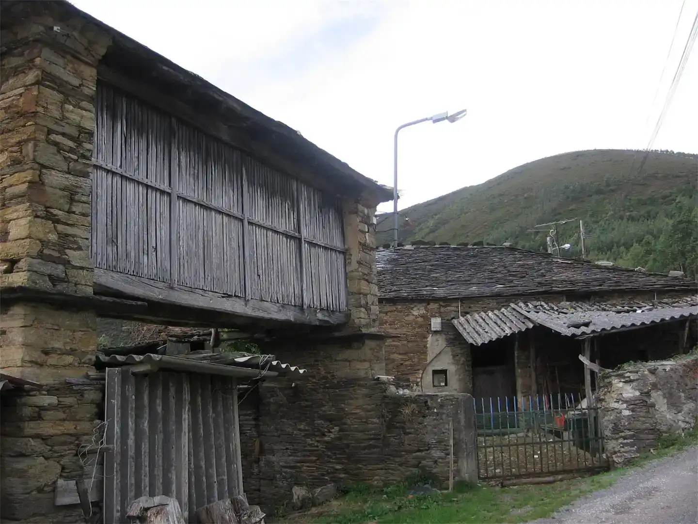 Vista exterior de Piso en venta en A Pontenova   con Amueblado