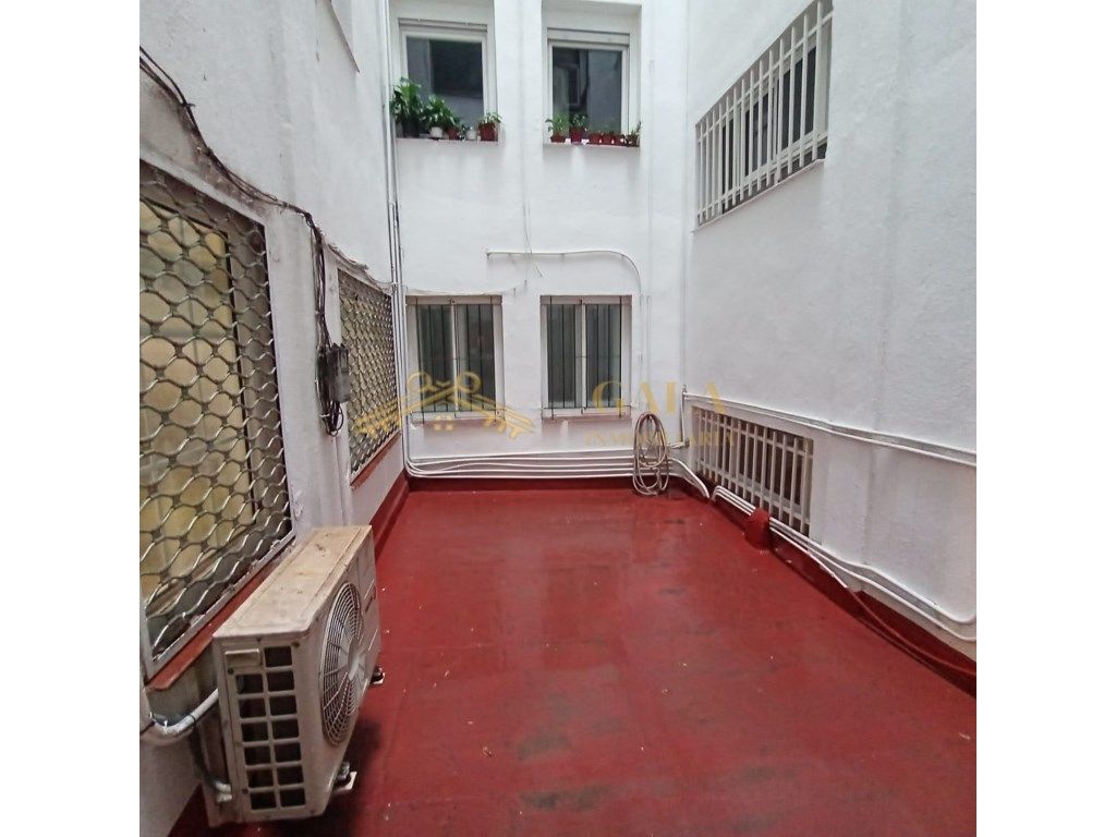 Oficina en venda a Centro