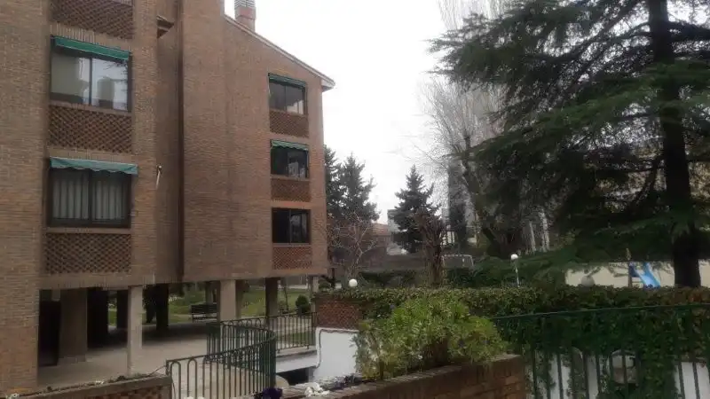 Vista exterior de Piso en venta en Pozuelo de Alarcón