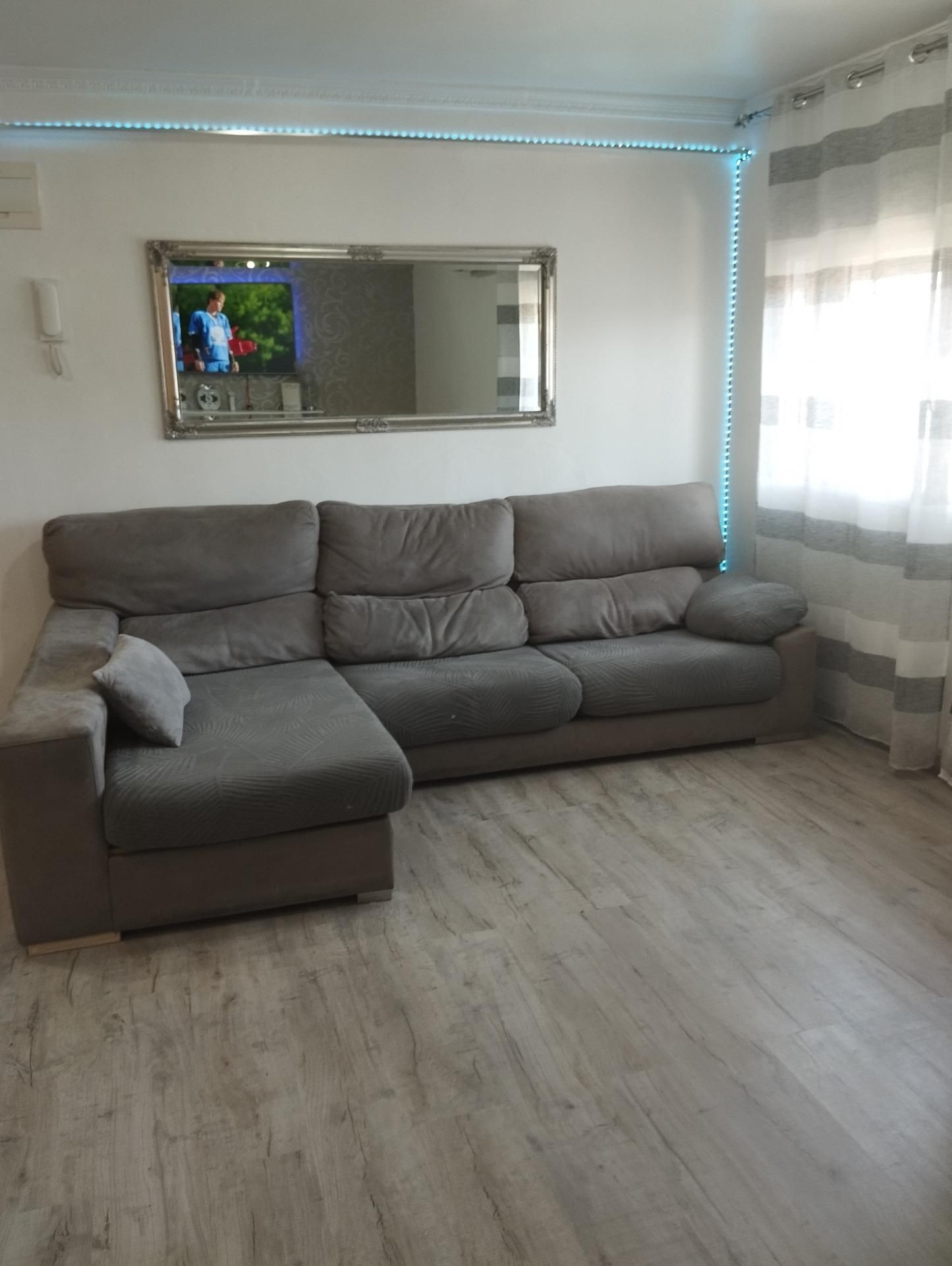 Living room of Flat for sale in  Albacete Capital  with Air Conditioner and Heating