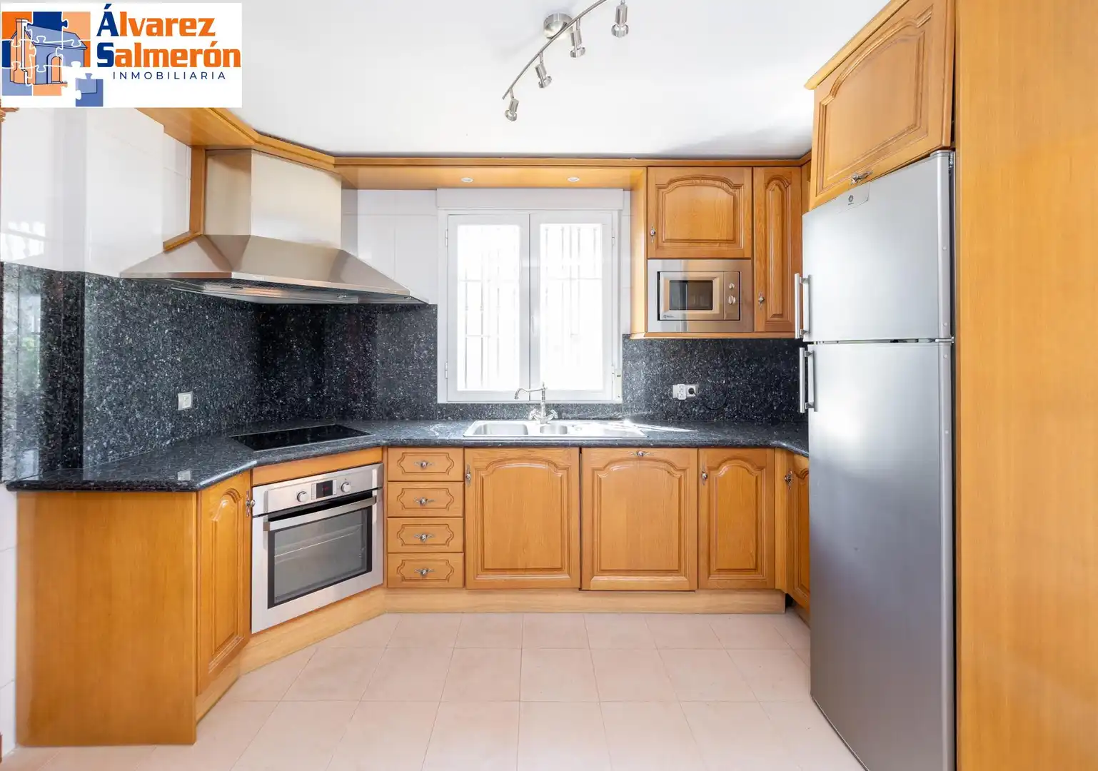 Villa con piscina in vendita a Dílar, imagen 11