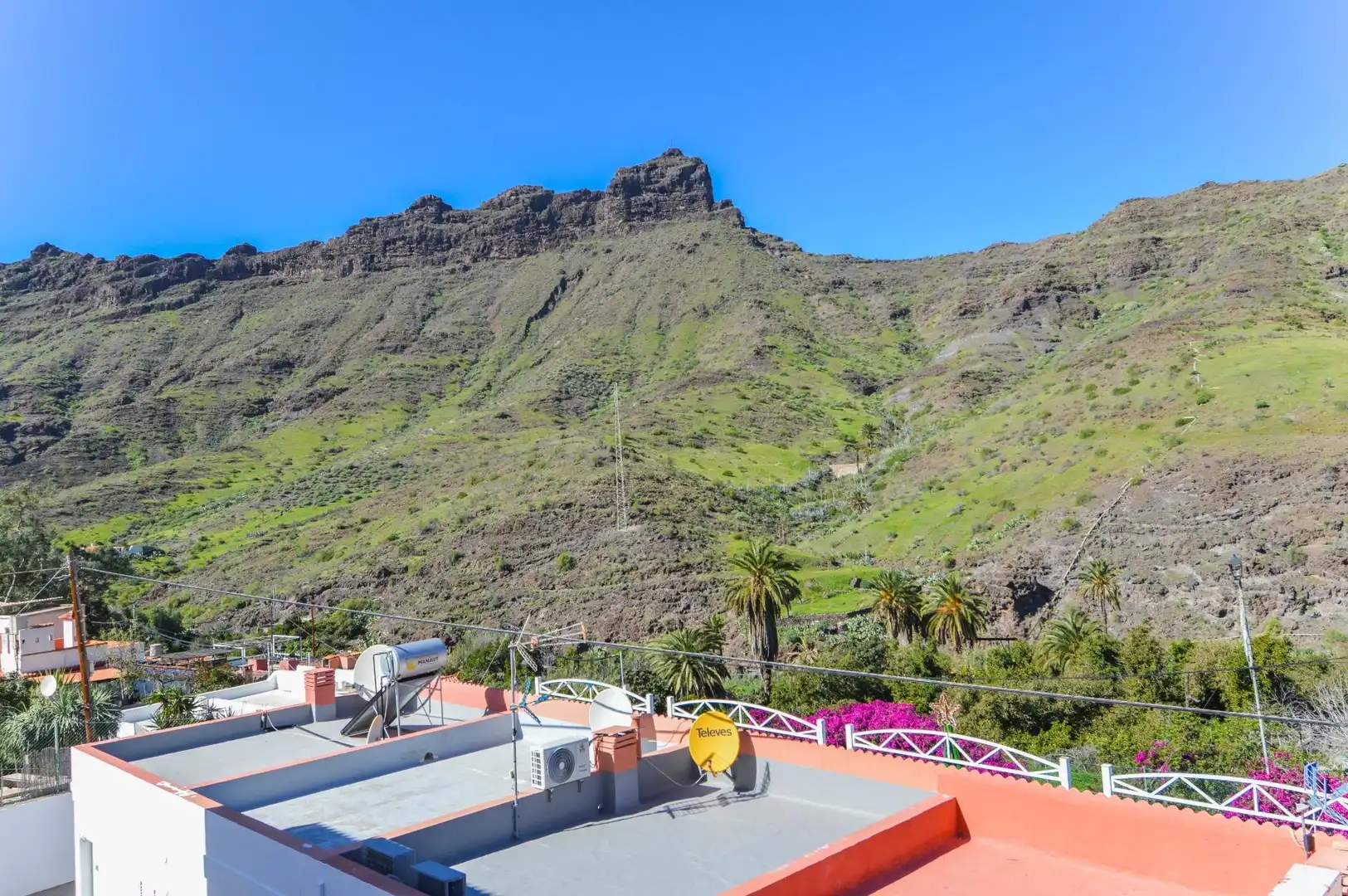 Vista exterior de Dúplex en venda en Mogán amb Terrassa
