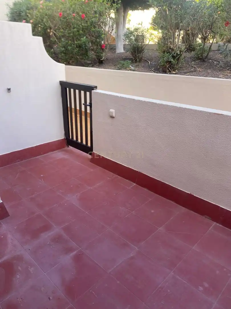 Terrasse von Einfamilien-Reihenhaus zur Miete in Granadilla de Abona