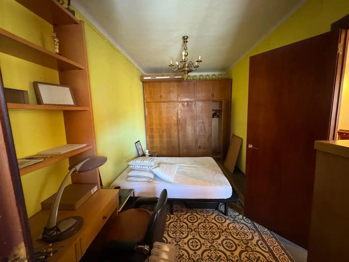 Habitación de Piso en venta en Barcelona con Parquet, Amueblado y Horno