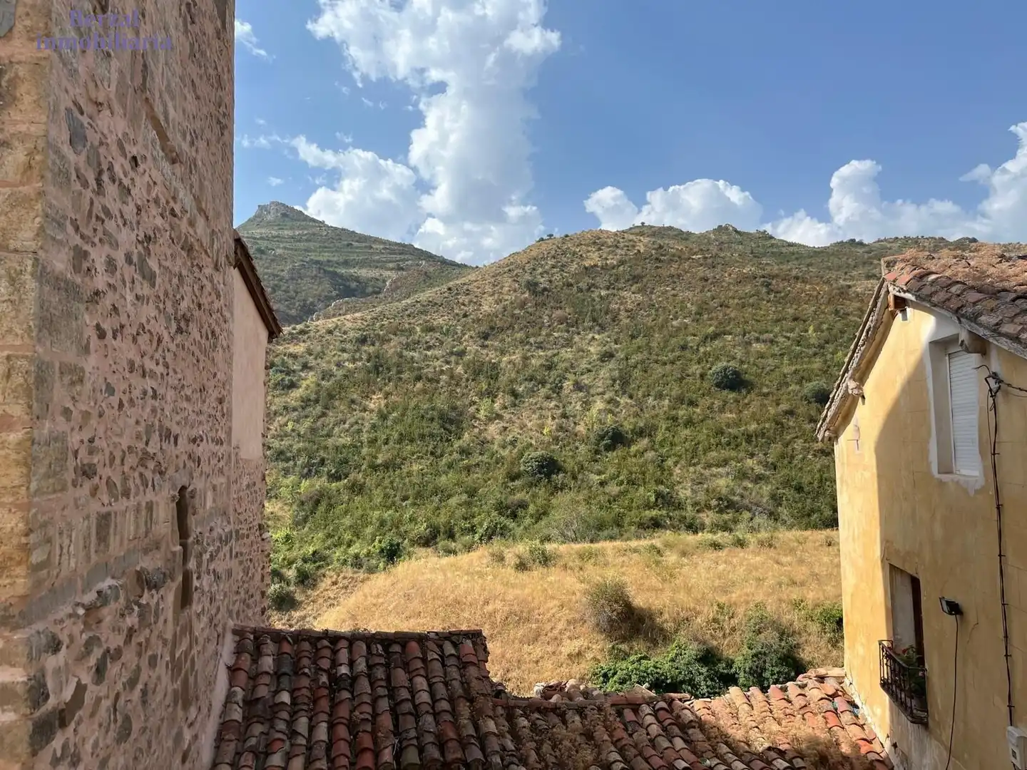 Vista exterior de Casa o xalet en venda en Santa Engracia del Jubera