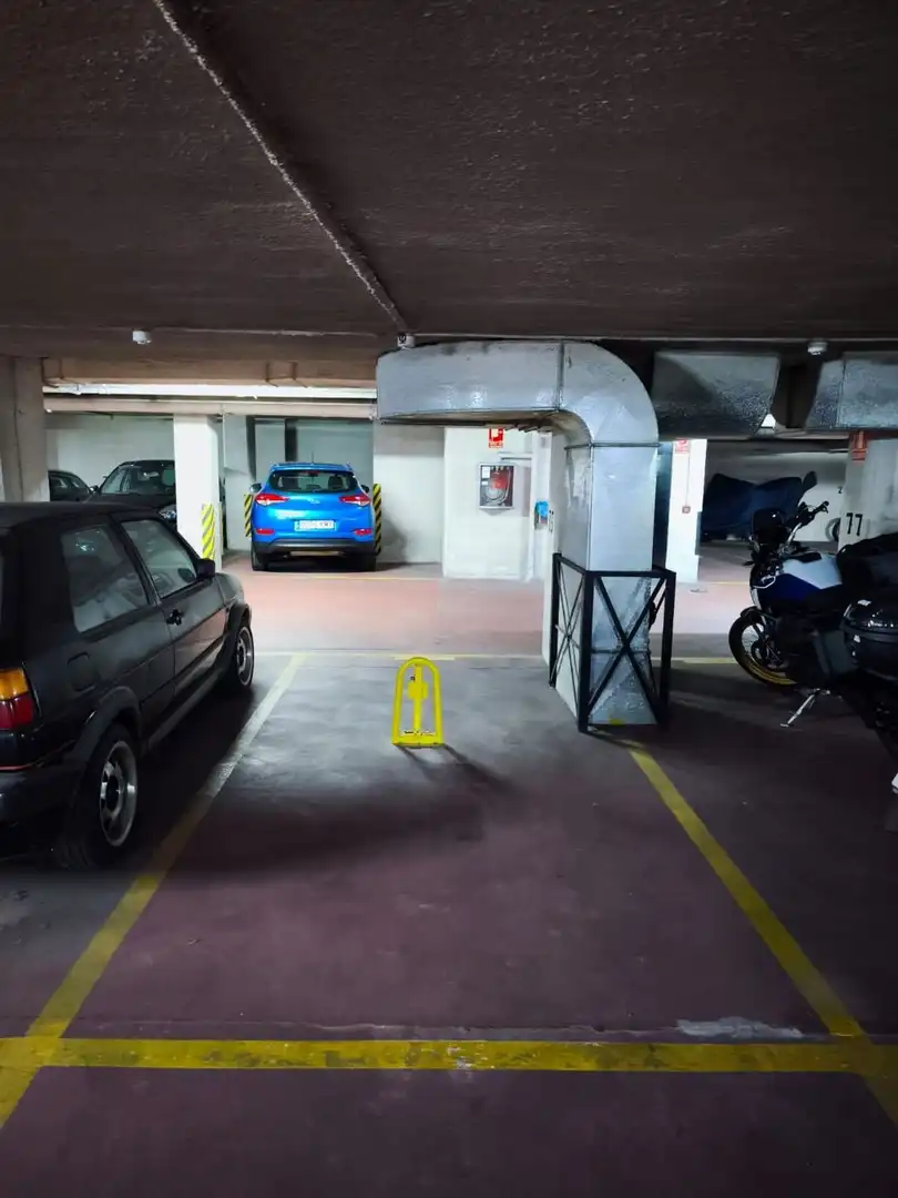 Aparcament de Garatge en venda en  Pamplona / Iruña