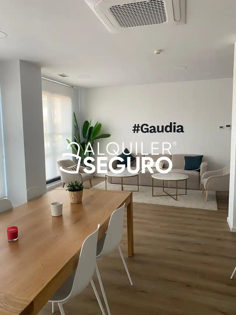 Flat with lift to rent in ESCULTOR ANTONIO CAMPILLO, imagen 17
