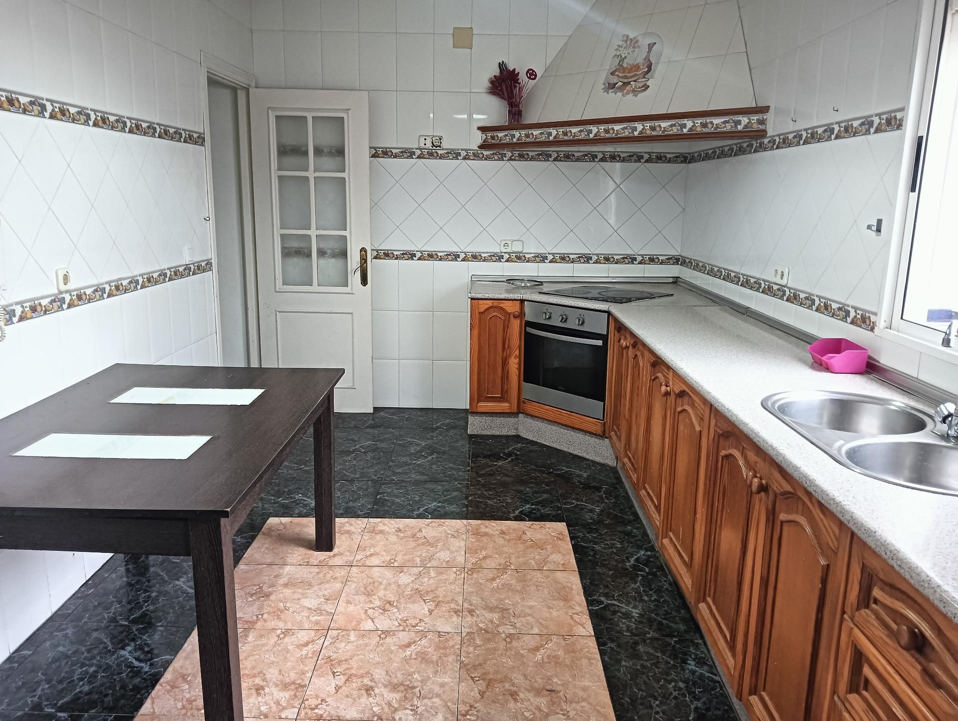 Kitchen of Flat for sale in Chipiona  with Air Conditioner, Terrace and Storage room