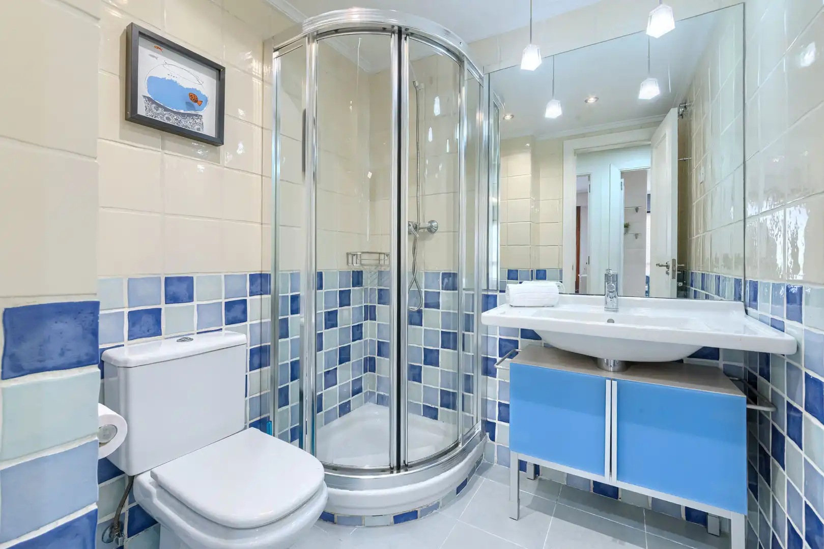 Bathroom of Flat for rent in Bilbao   with Heating, Furnished and Oven