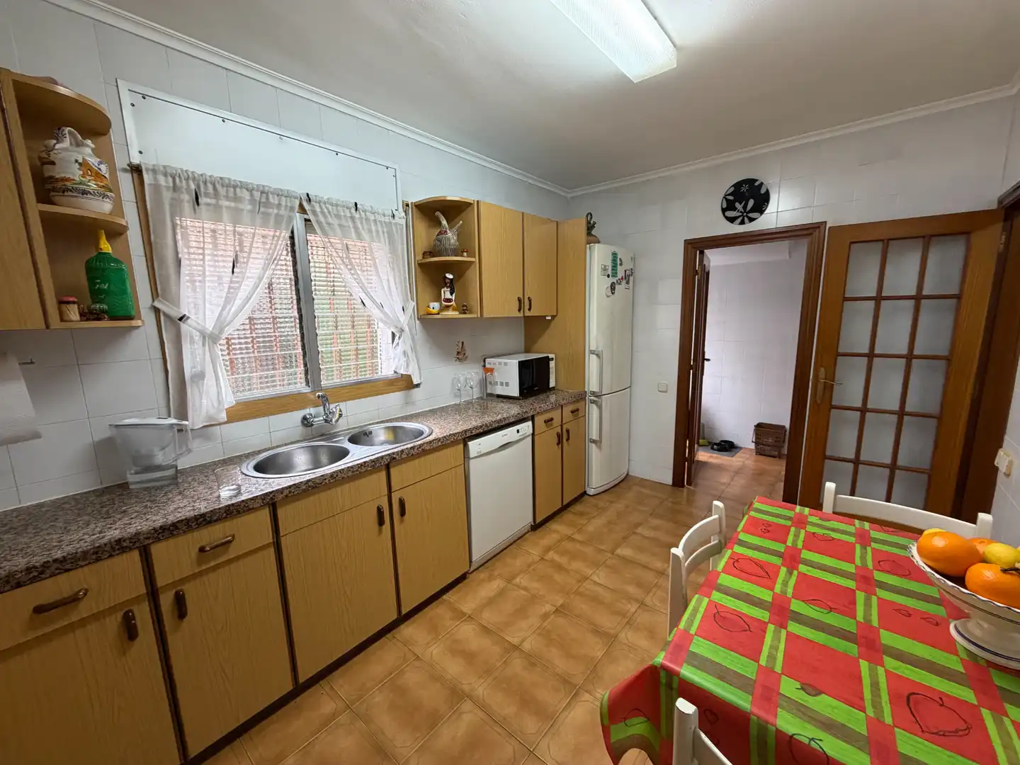 Cocina de Casa o chalet en venta en Barberà del Vallès con Aire acondicionado, Calefacción y Jardín privado
