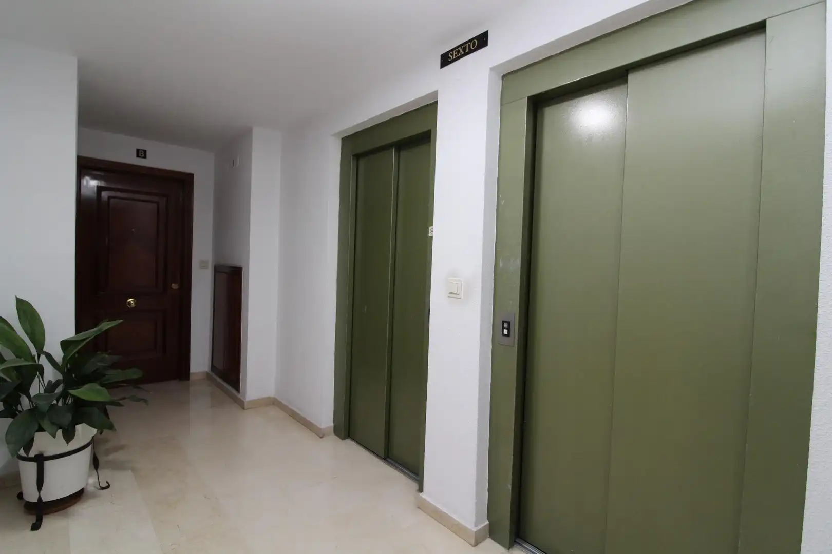 Piso de alquiler en Granada con Aire acondicionado, Calefacción y Terraza