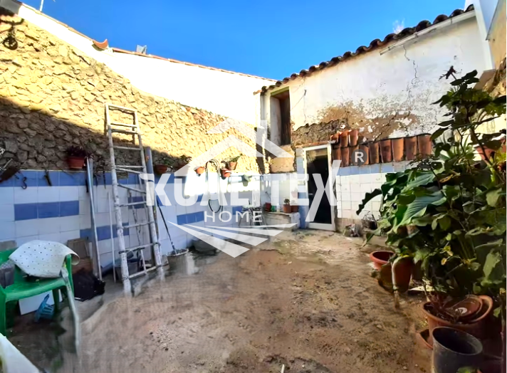 Exterior view of House or chalet for sale in Arroyo de la Luz  with Terrace and Storage room